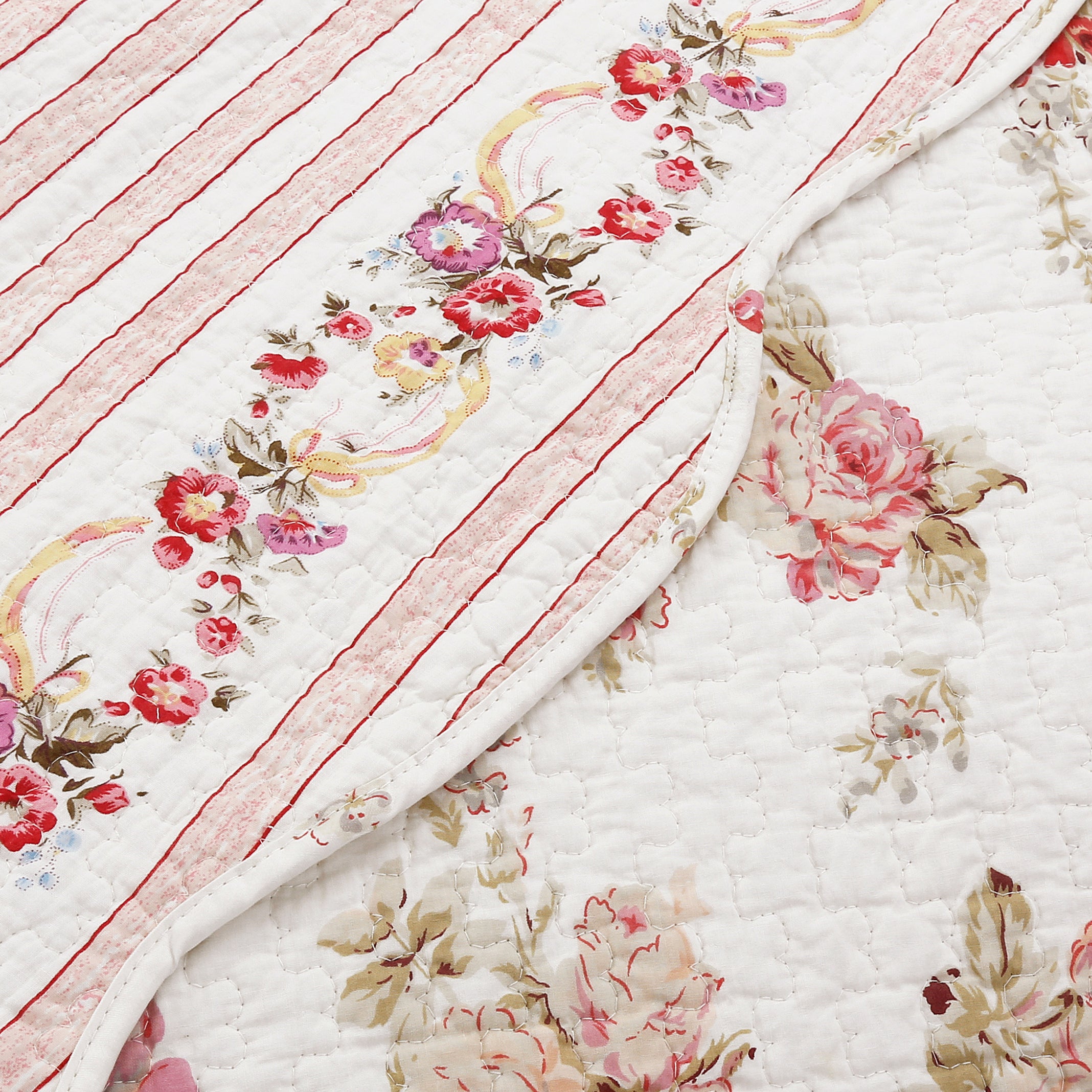 Spring Rose Floral Scalloped Cotton Quilted Reversible Decor Throw